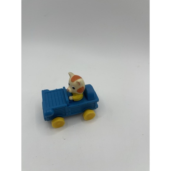 Other - 1994 RICHARD SCARRY BUSYTOWN HUCKLE CAT IN BLUE CAR 1.75" X 2" FIGURE